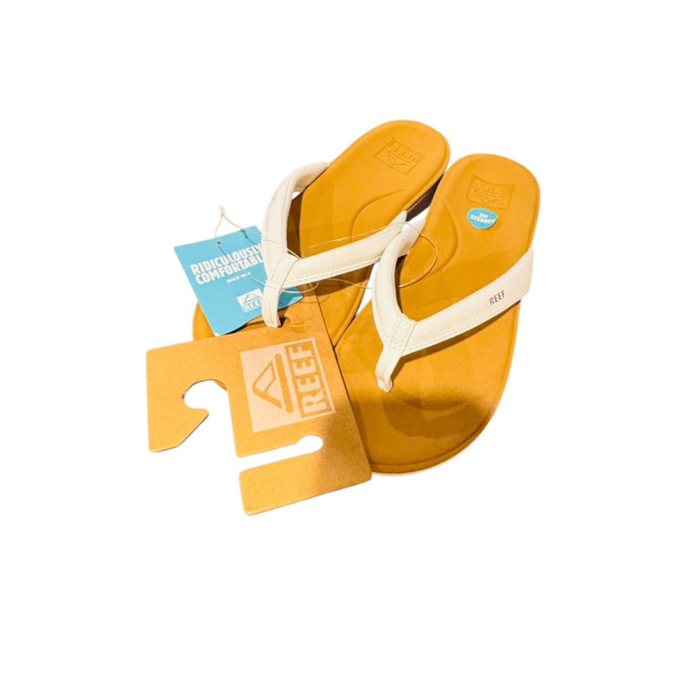 Women's Reef Cushion Cloud Tan White Flip Flop Sandals Size 11